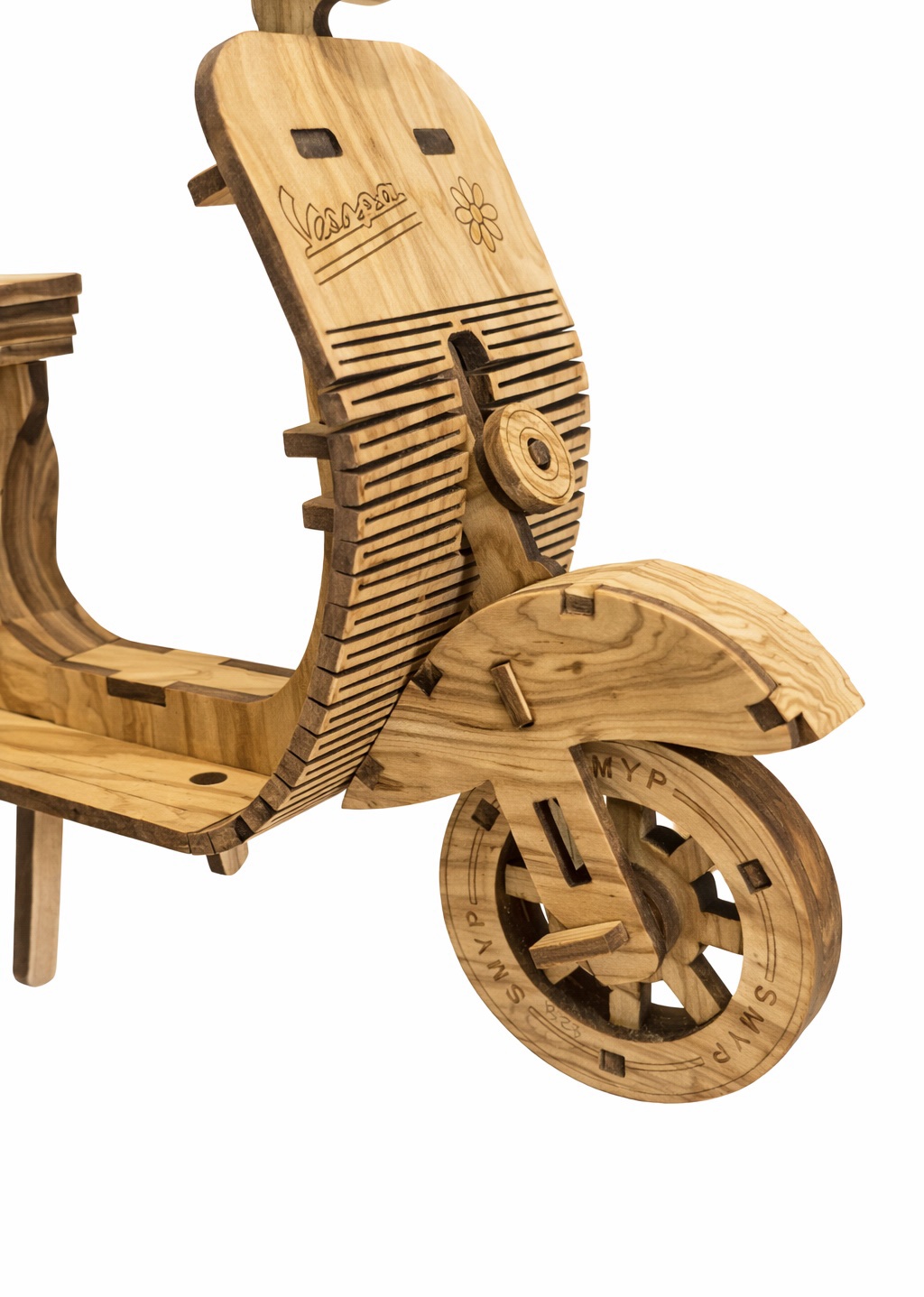 Vespa in legno d’Ulivo Venato – modello artigianale - immagine 2